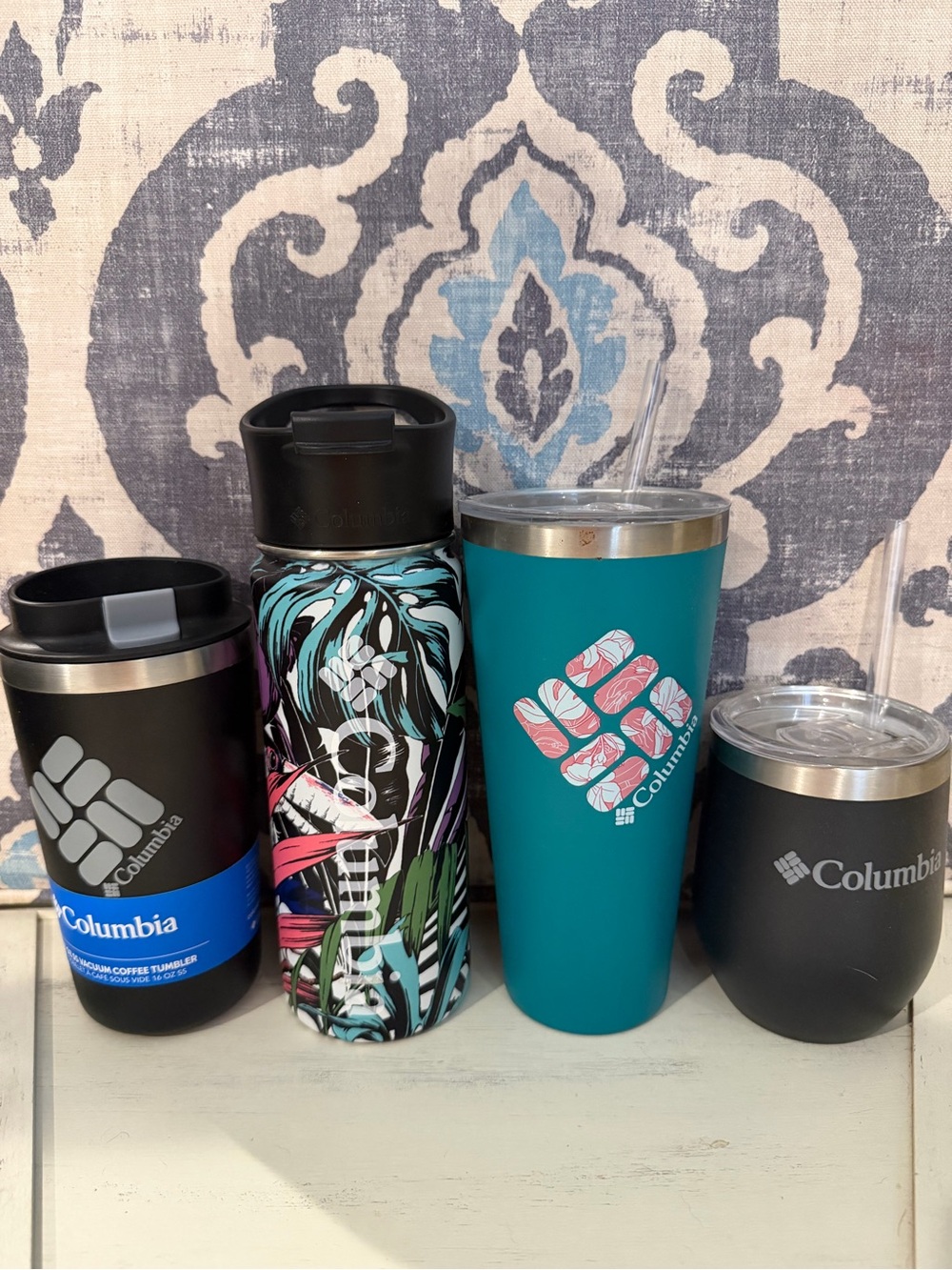 Columbia insulted cups